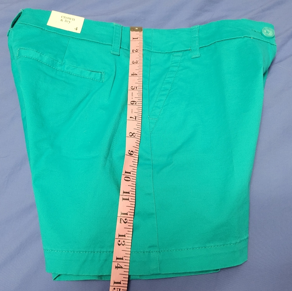 Women's Crown & Ivy shorts